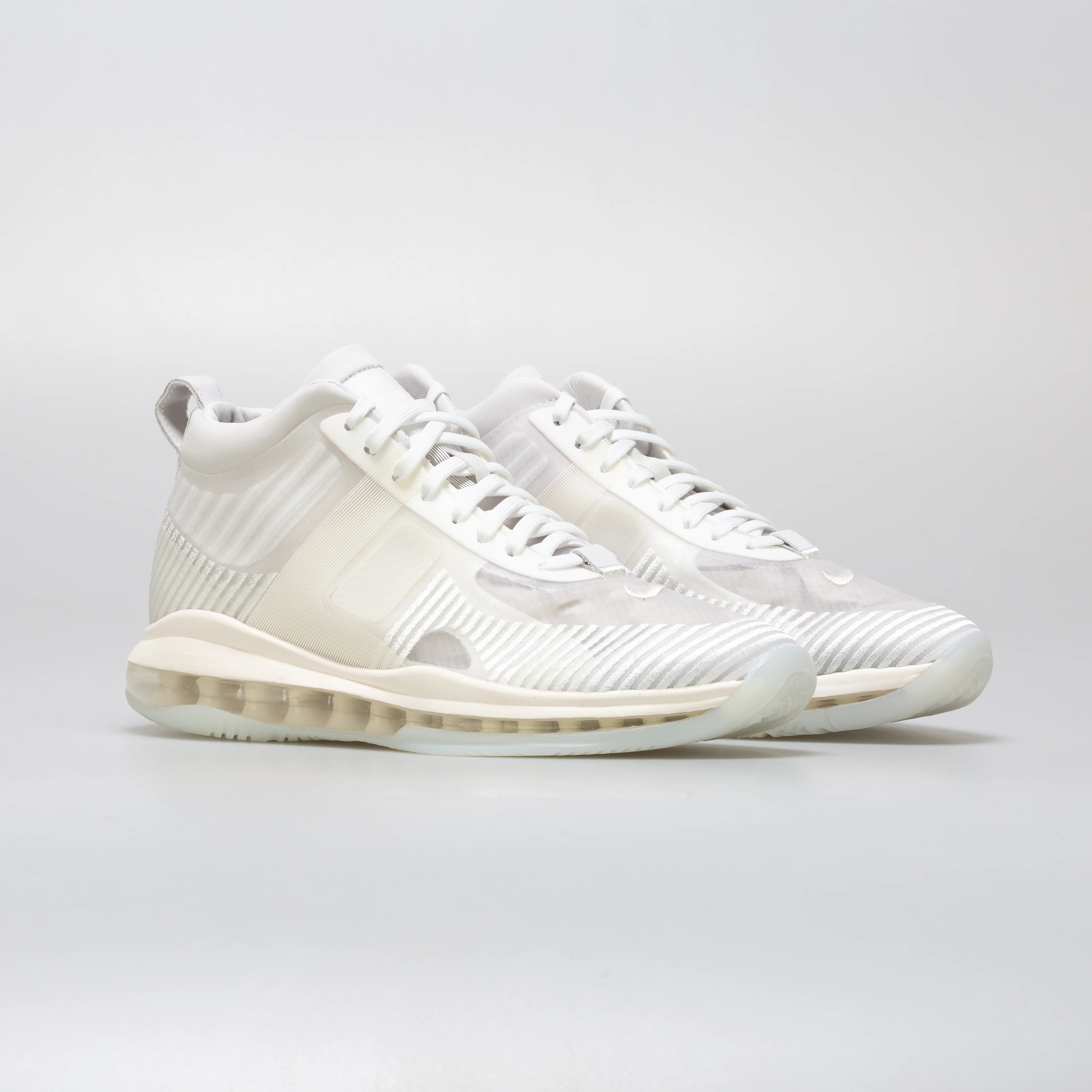 Lebron X John Elliott Icon QS Mens Basketball Shoe White Sail