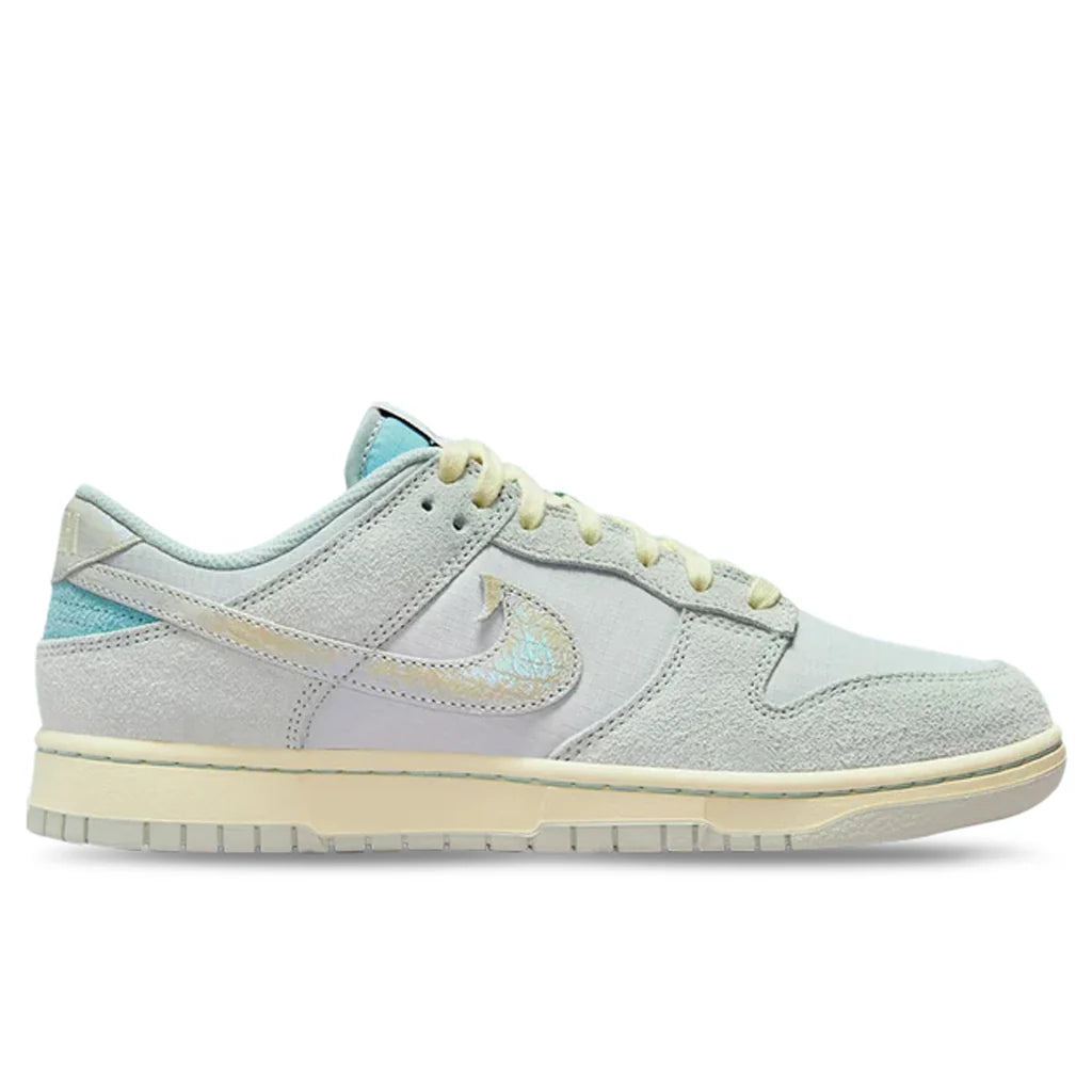 Dunk Low Retro SE Gone Fishing Photon Dust Light Silver Alabaster