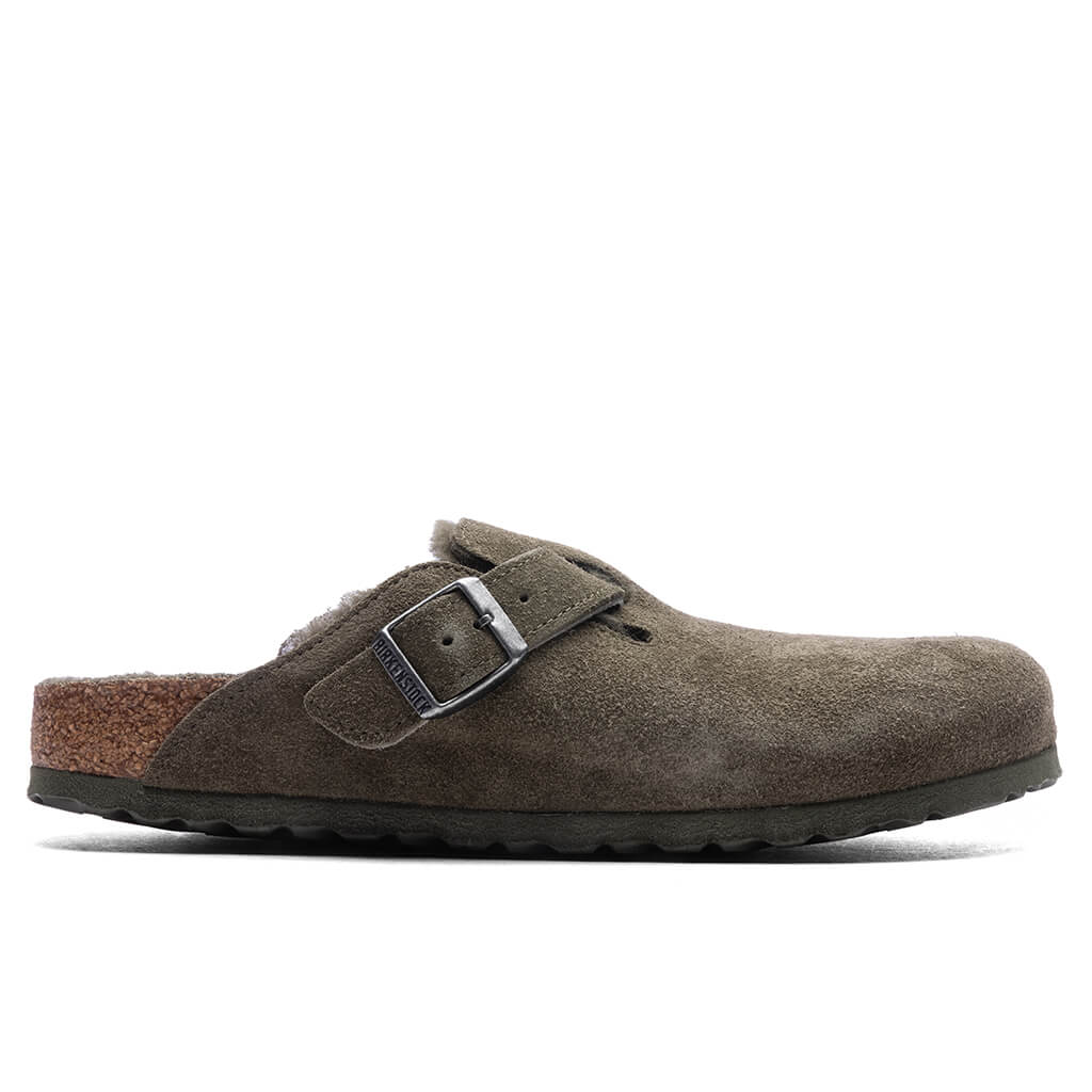 Womens Narrow Boston Suede Thyme