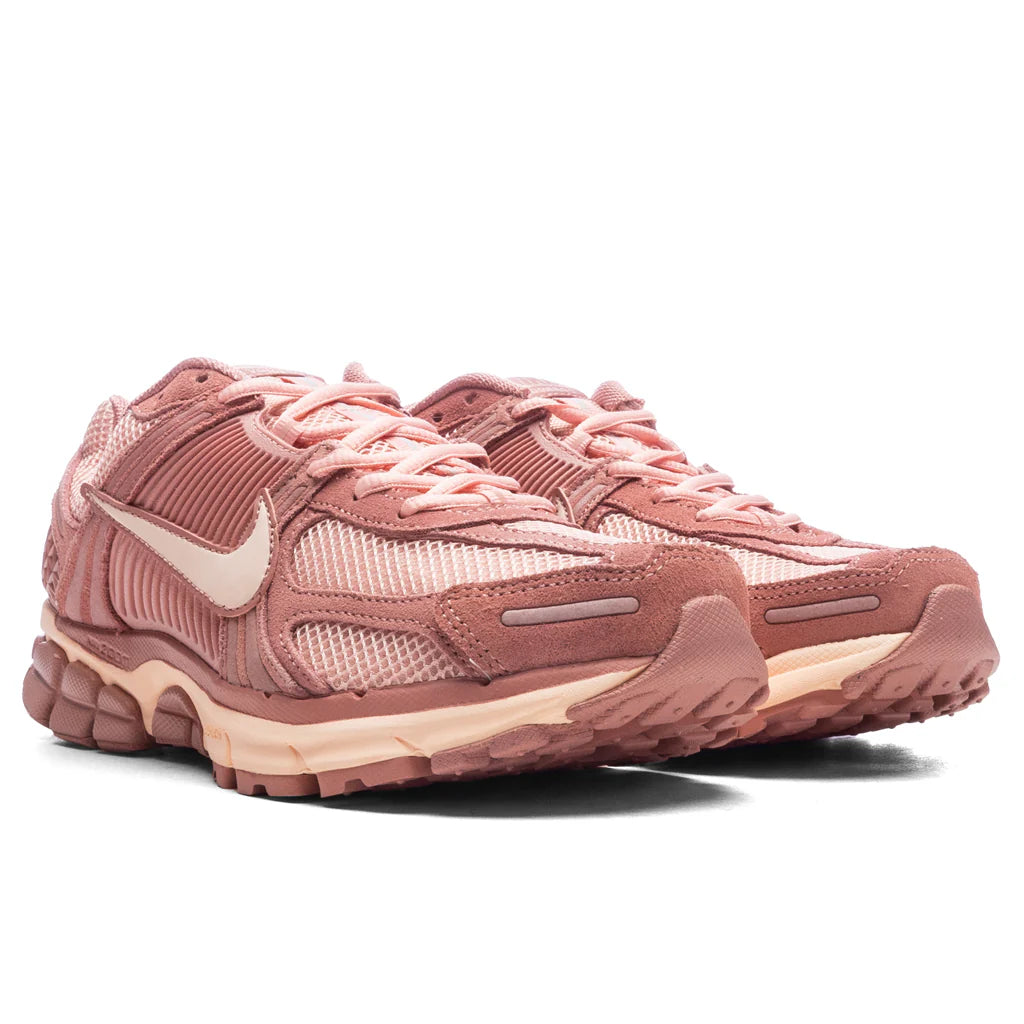 Zoom Vomero 5 Red Stardust Crimson Tint Metallic Platinum