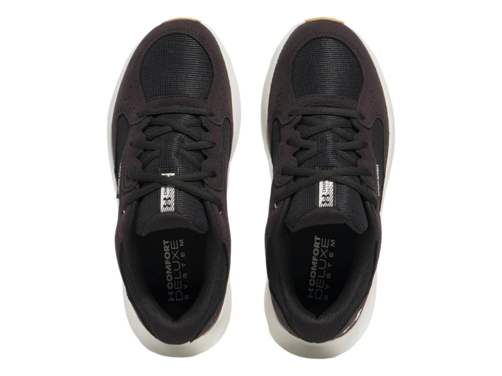 Tenis Under Armour Charged Versurge Negro y Blanco para Mujer