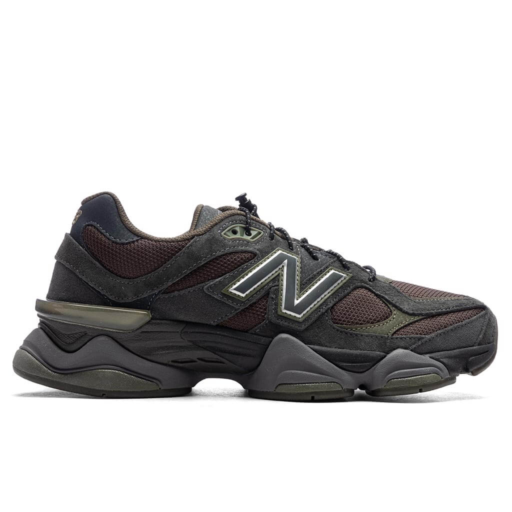 9060 Blacktop