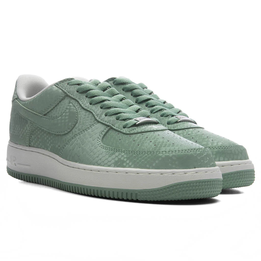Nike x Kobe Bryant Air Force 1 Low Steam Steam Summit White