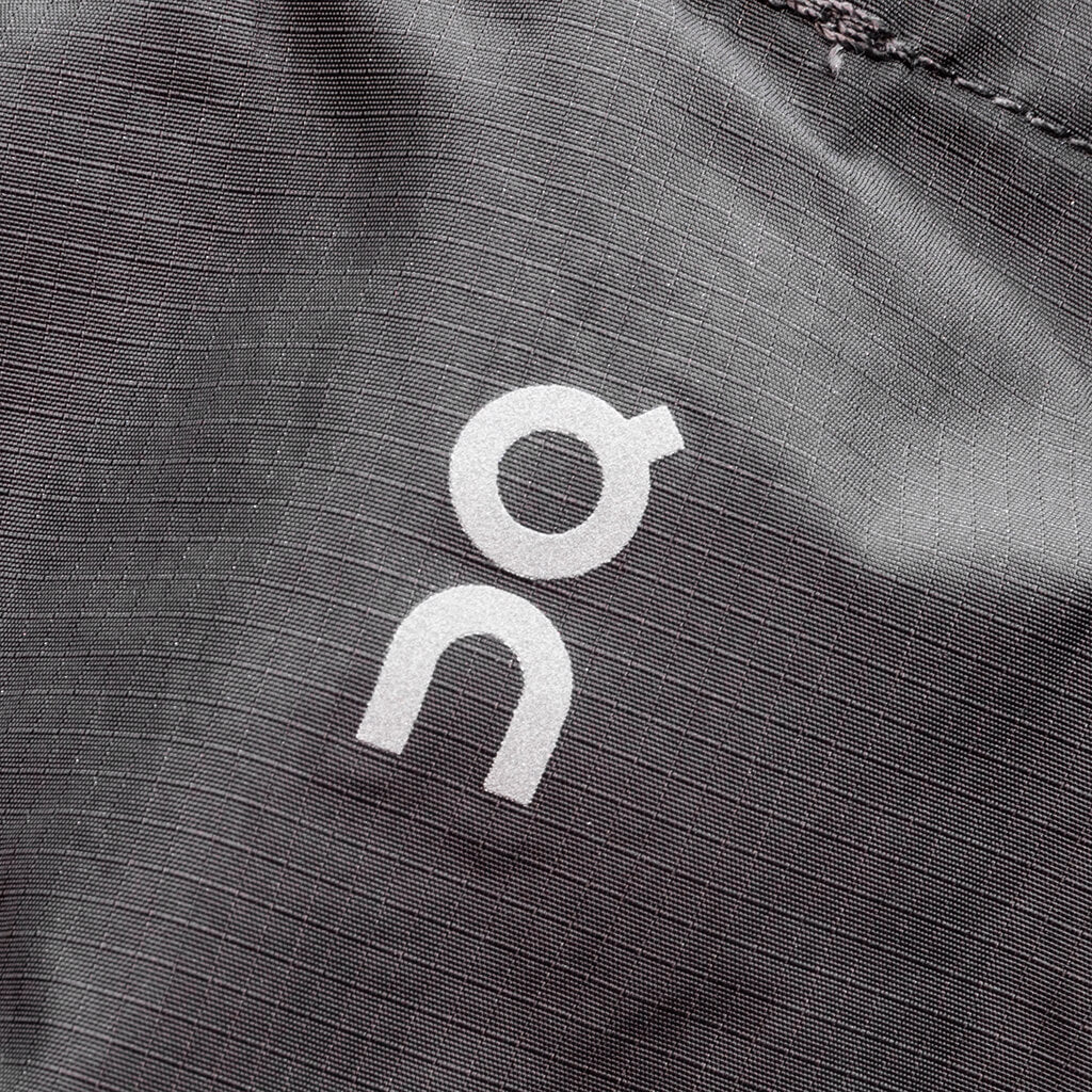 On x IKON Cargo Pack Magnet Black