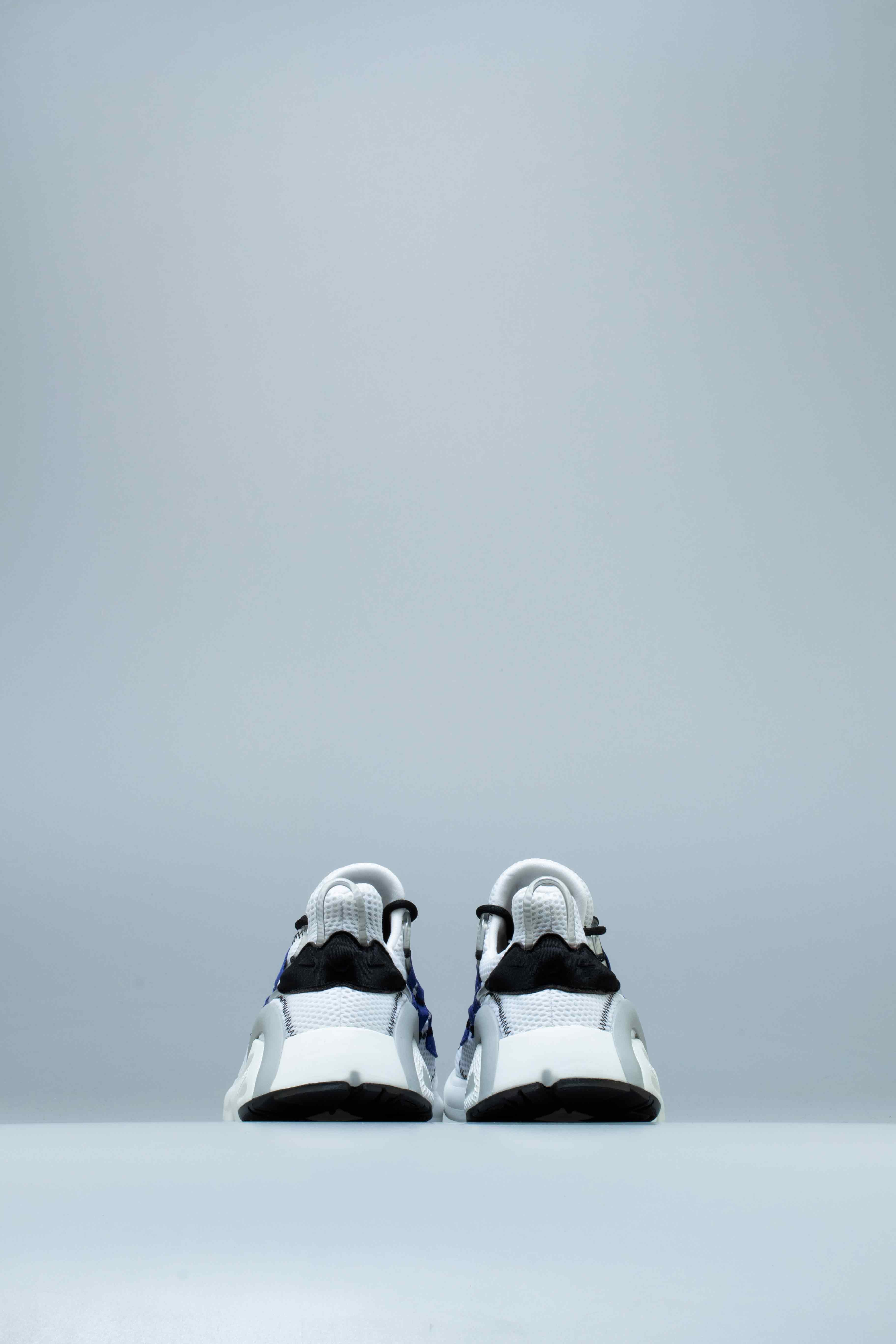 Lxcon Mens Shoe Cloud White Active Blue Core Black