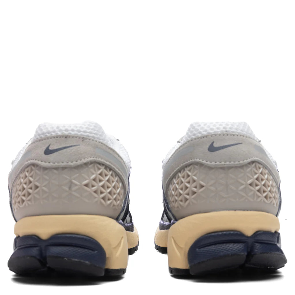 Zoom Vomero White Thunder Blue Cream