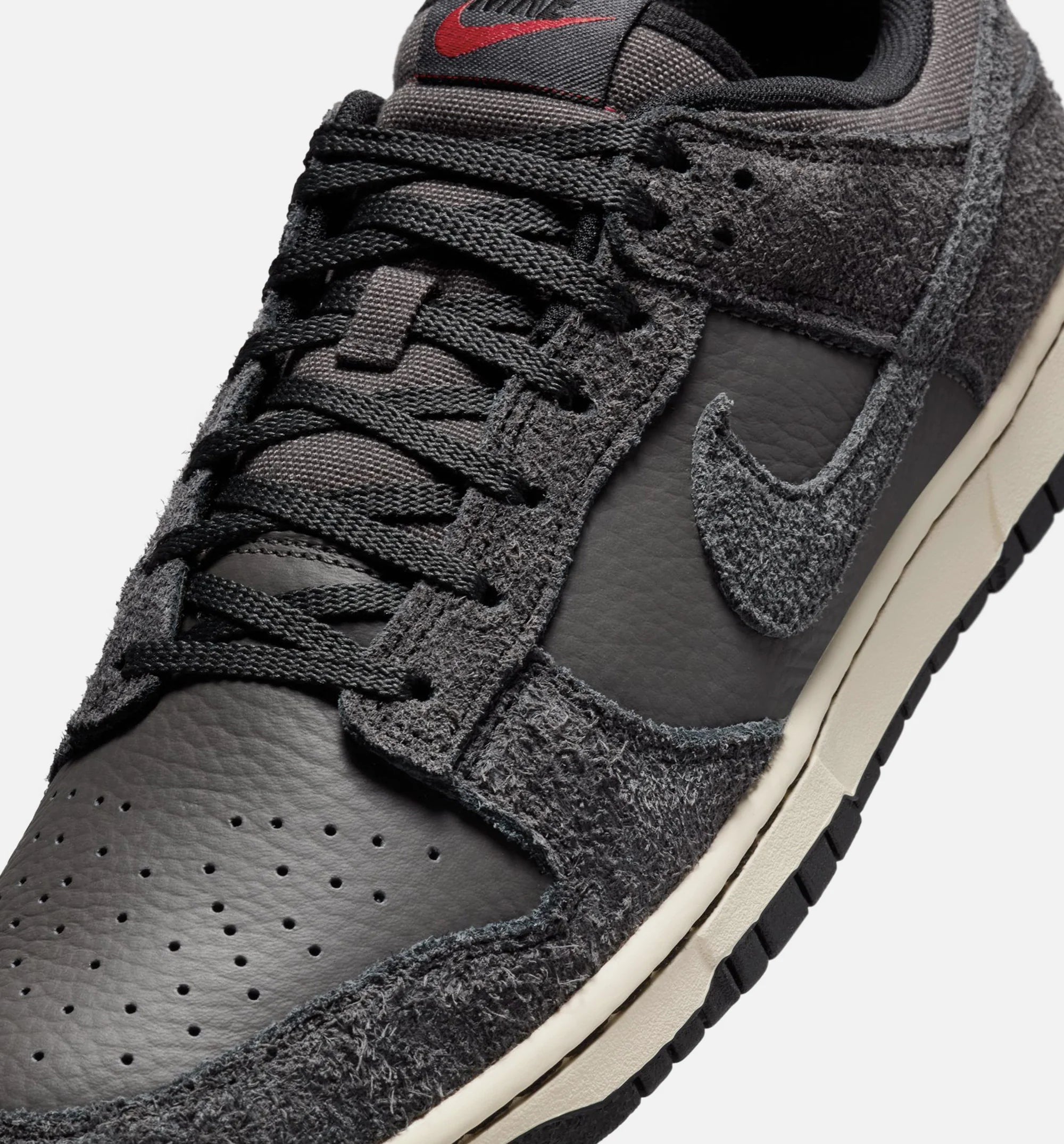 Dunk Low Retro Premium Mens Lifestyle Shoe Black Off Noir Medium Ash Coconut Milk