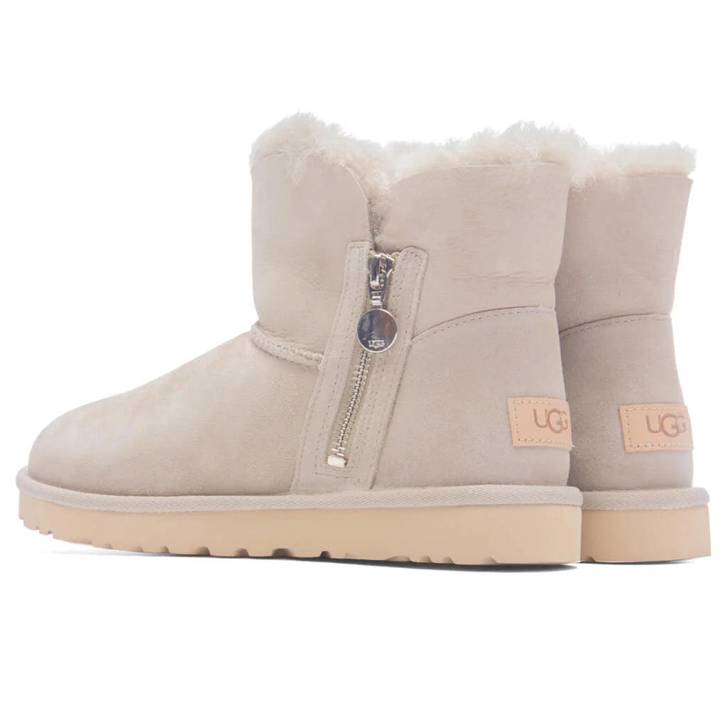 Womens Bailey Zip Mini Boot Goat