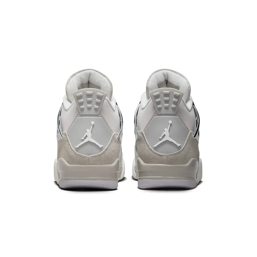 Air Jordan 4 Frozen Moments Grey
