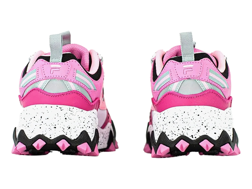 Tenis FILA Oakmont TR Blanco y Rosa para Mujer