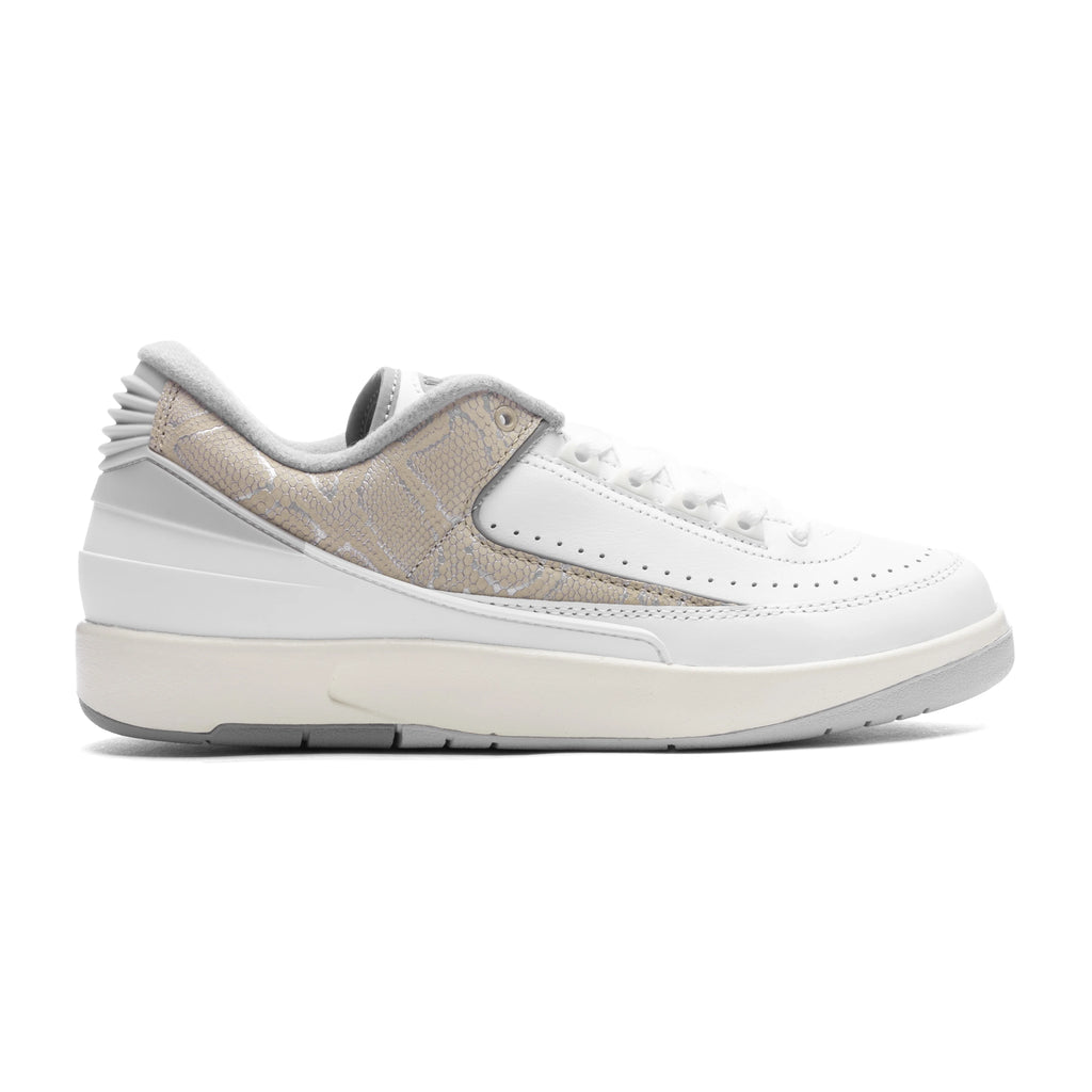 Air Jordan 2 Retro Low Python White Cement Grey Sanddrift