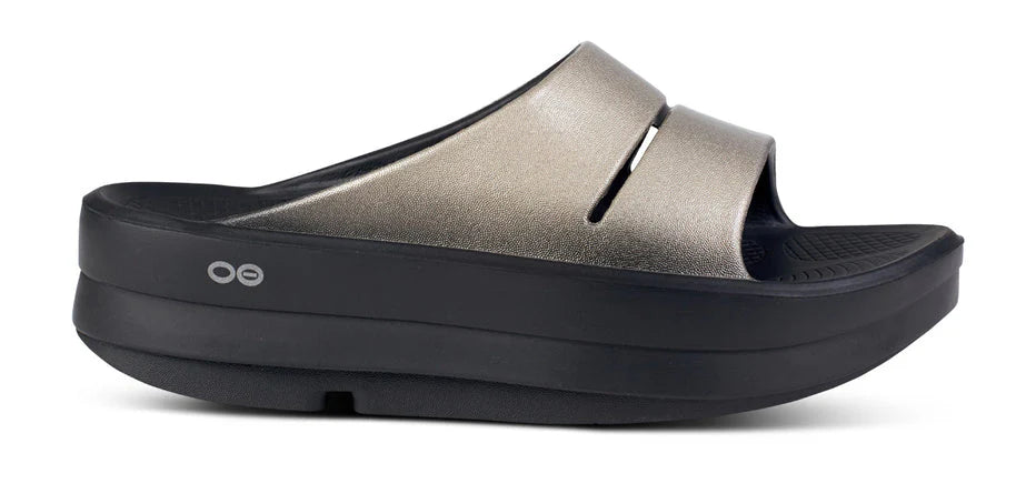 Oofos Womens OOmega OOahh Luxe Sandal