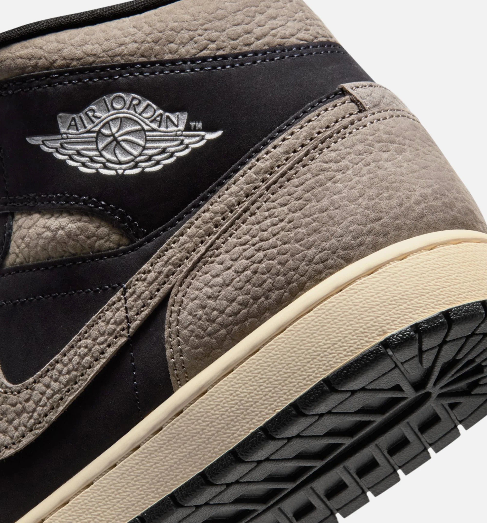 Air Jordan 1 Mid SE Mens Lifestyle Shoe Black Olive Grey Light Wild Mango