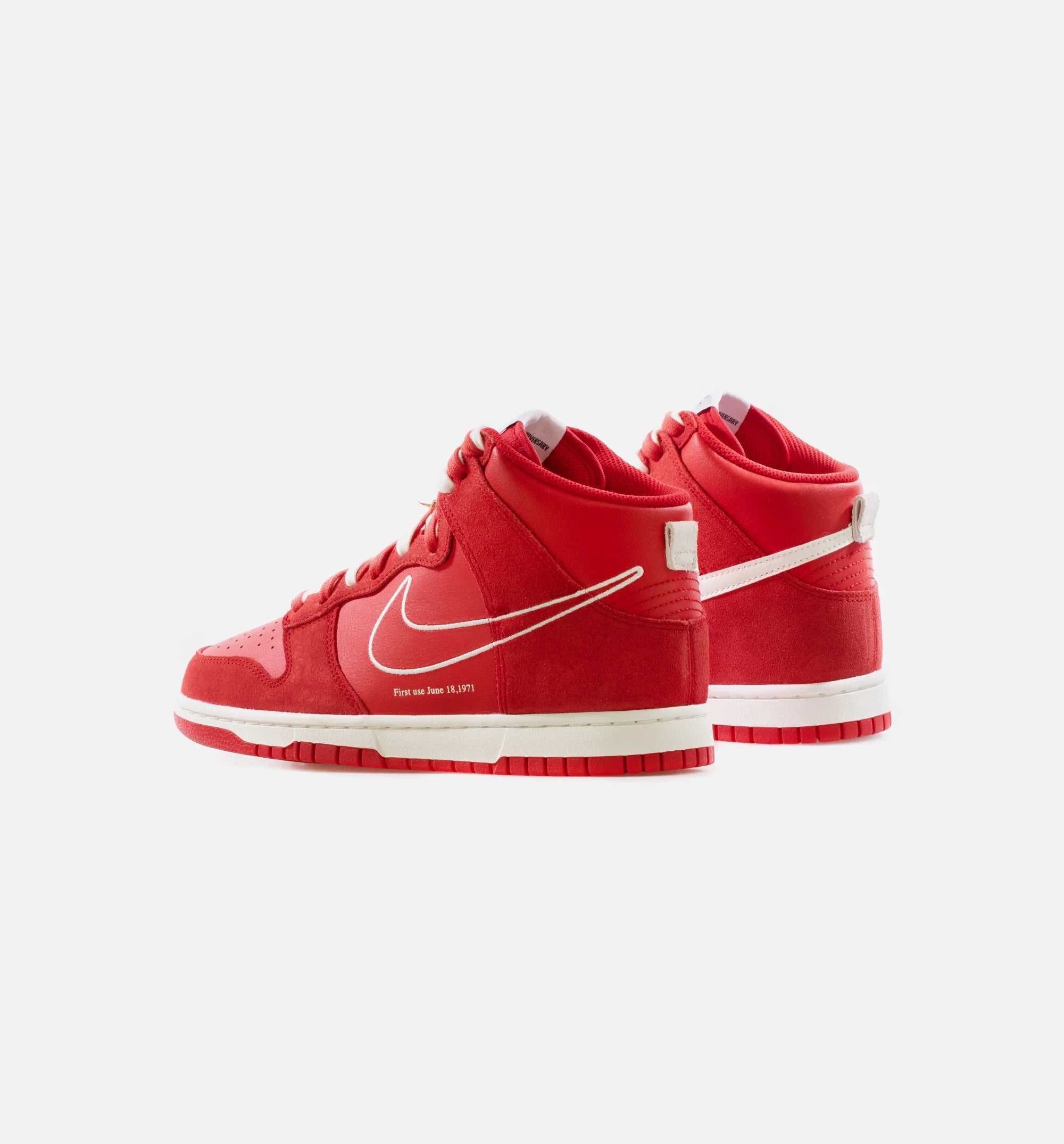 Dunk High SE First Use University Red Mens Lifestyle Shoe Red Sail