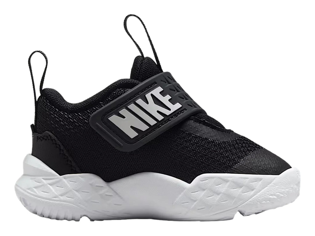 Tenis Nike Team Hustle D 12 Negro para Niño