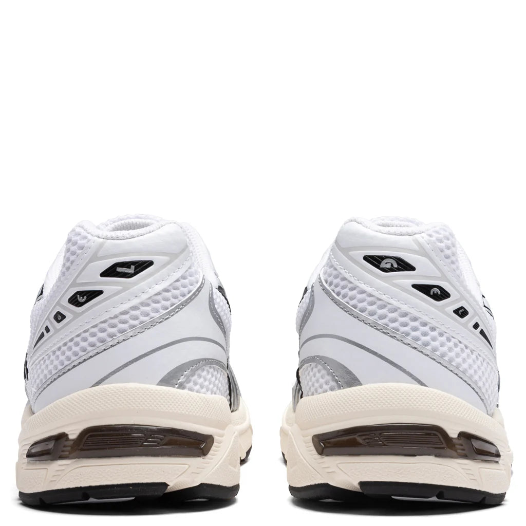 GEL 1130 White Cloud Grey