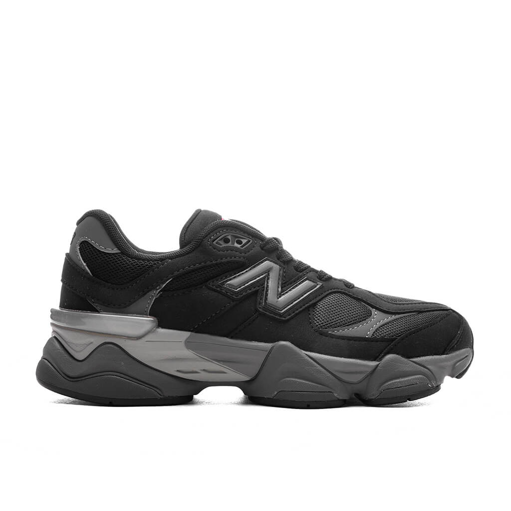 9060 GS Black Castlerock