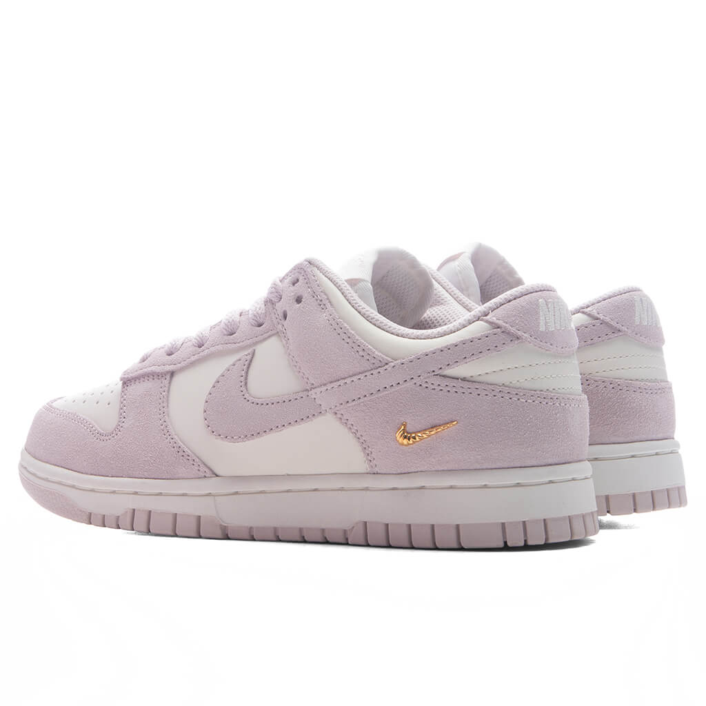 Womens Dunk Low SE Sail Pearl Pink White Metallic Gold