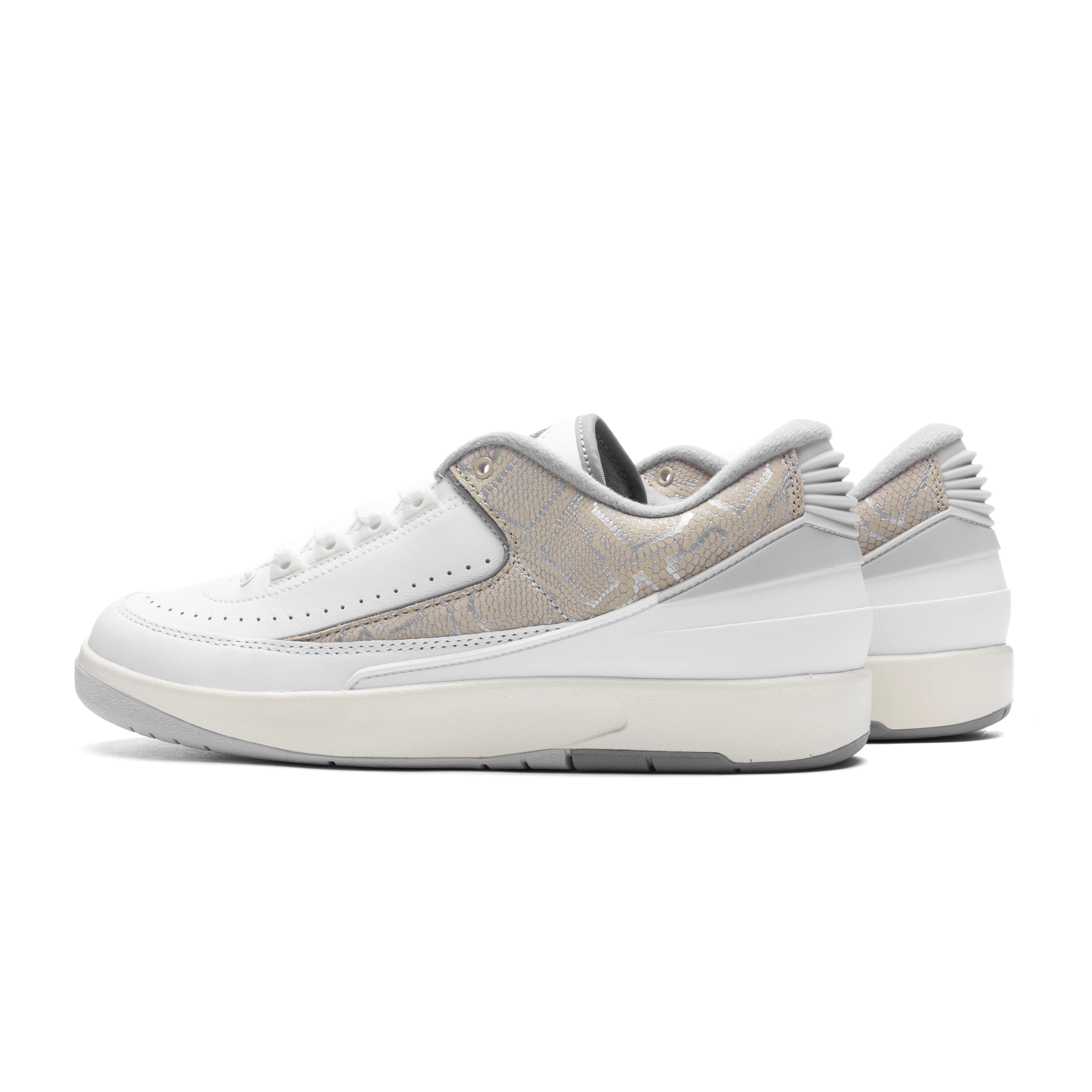 Air Jordan 2 Retro Low Python White Cement Grey Sanddrift