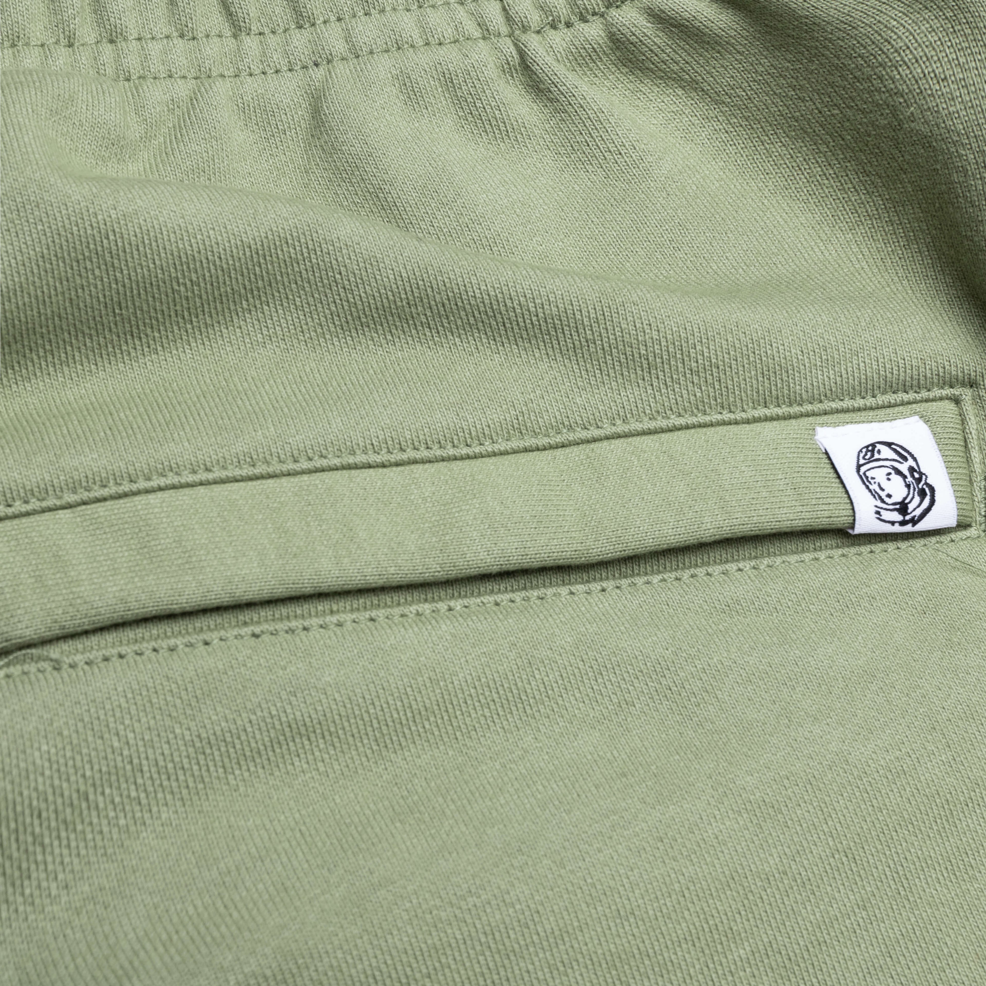 BB Aura Shorts Oil Green