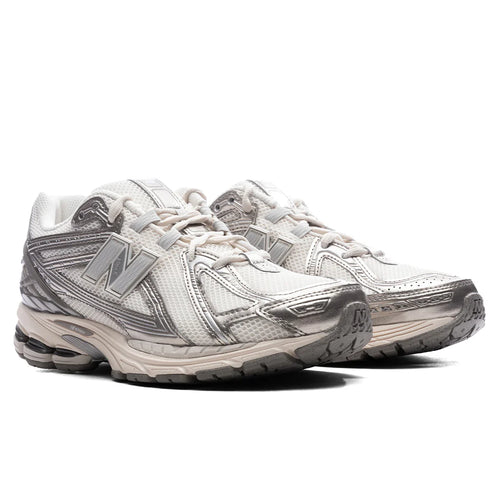1906R Arid Stone Permafrost Silver Metallic