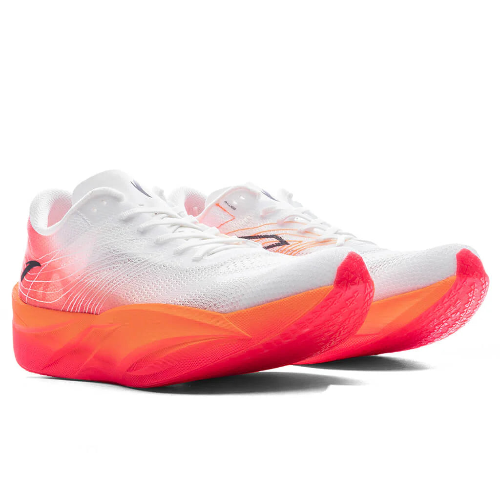 C202 6 White Red Orange
