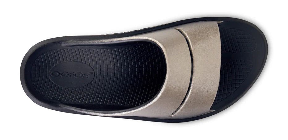 Oofos Womens OOmega OOahh Luxe Sandal
