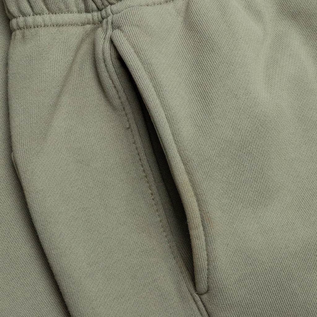Feature x Carrie Lynns Plants Plantship Sweatpants Oil Green