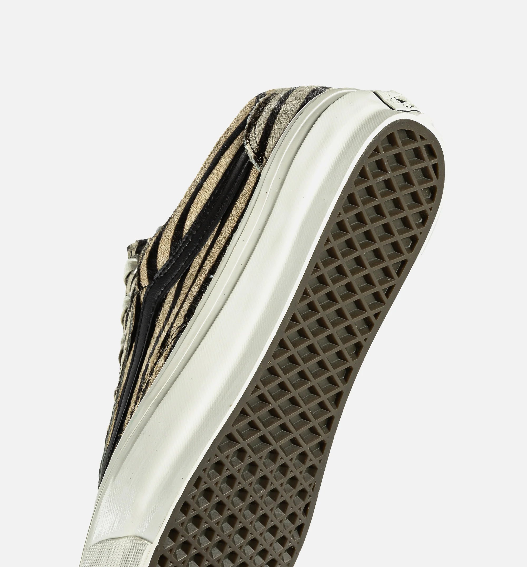 Premium Old Skool 36 Zebra Mens Lifestyle Shoe Zebra Black White