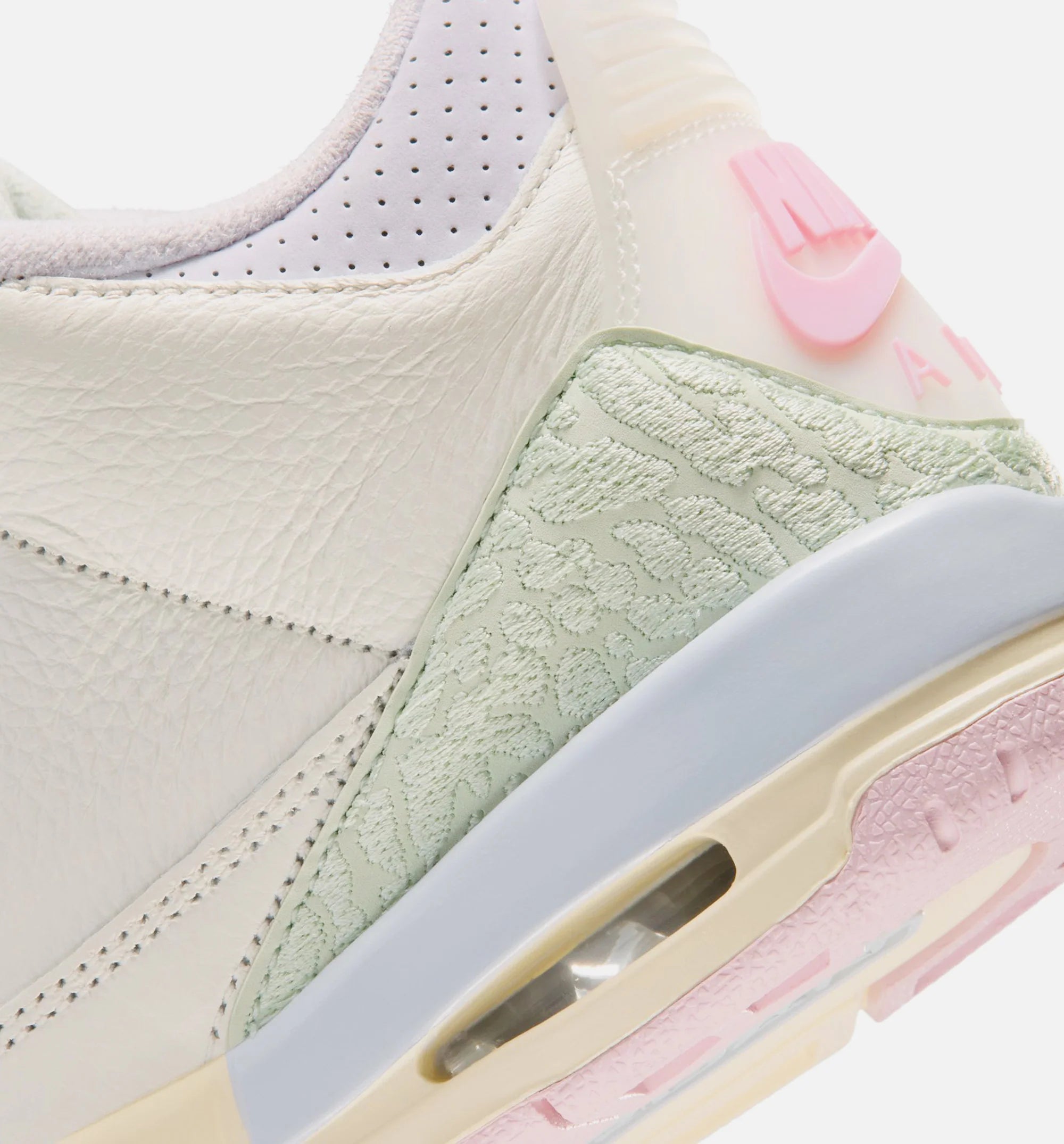 Air Jordan 3 Retro Sail and Jade Aura Grade School Lifestyle Shoe Sail Aura Jade Aura Iris Whisper