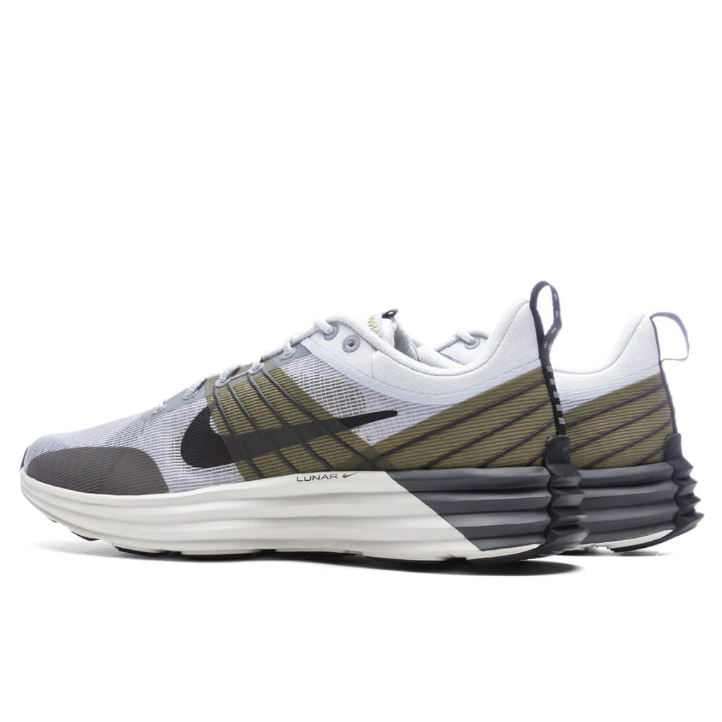 Lunar Roam Pure Platinum Black Wolf Grey