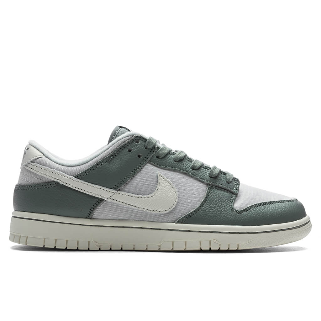 Dunk Low Retro PRM Mica Green Sail Photon Dust