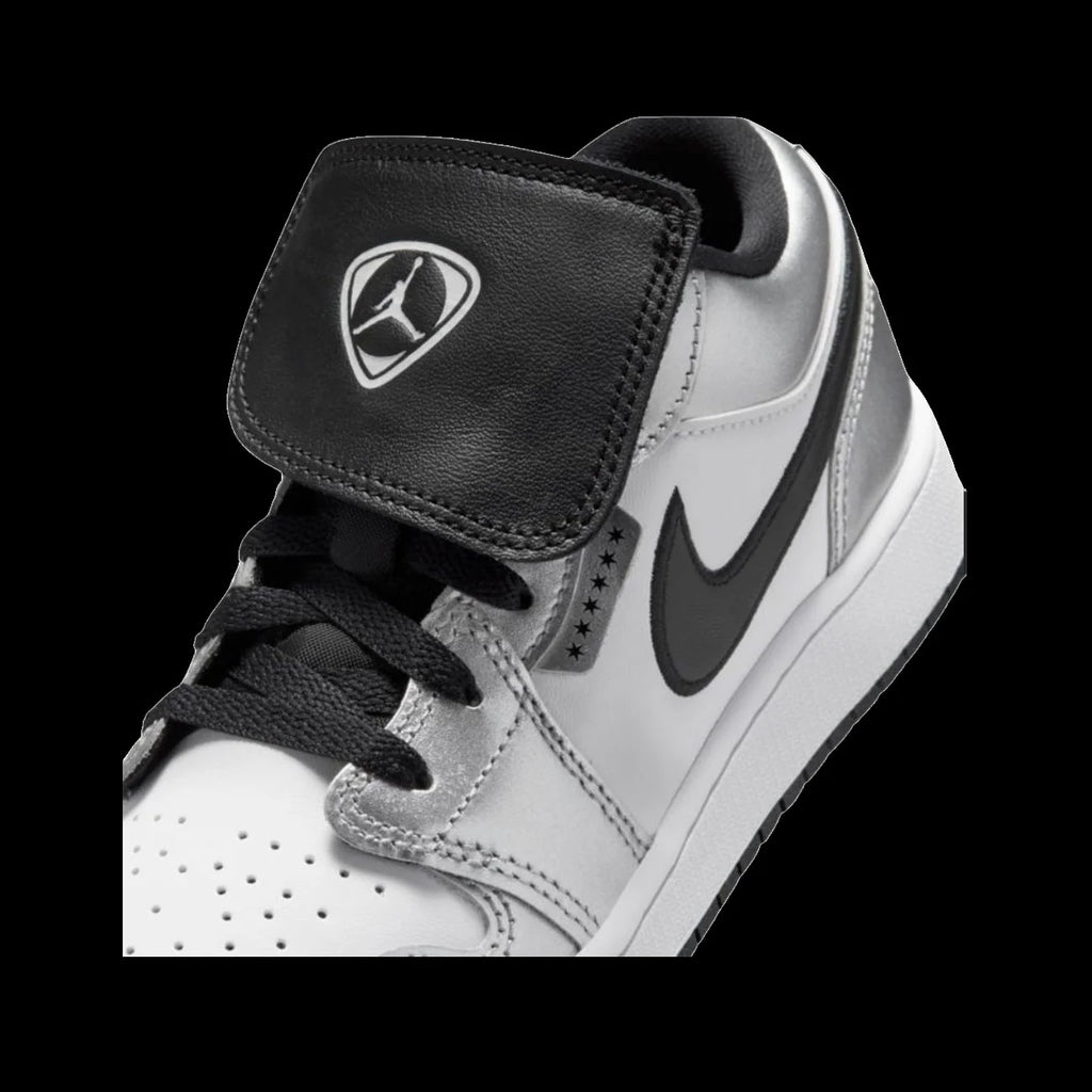 Air Jordan 1 Low SE White Black White Metallic Silver