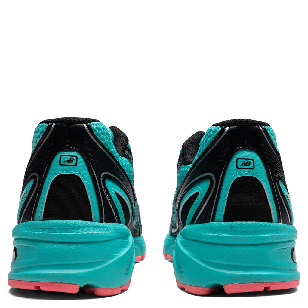 740 Cyber Jade Ultra Pink Black Silver Metallic
