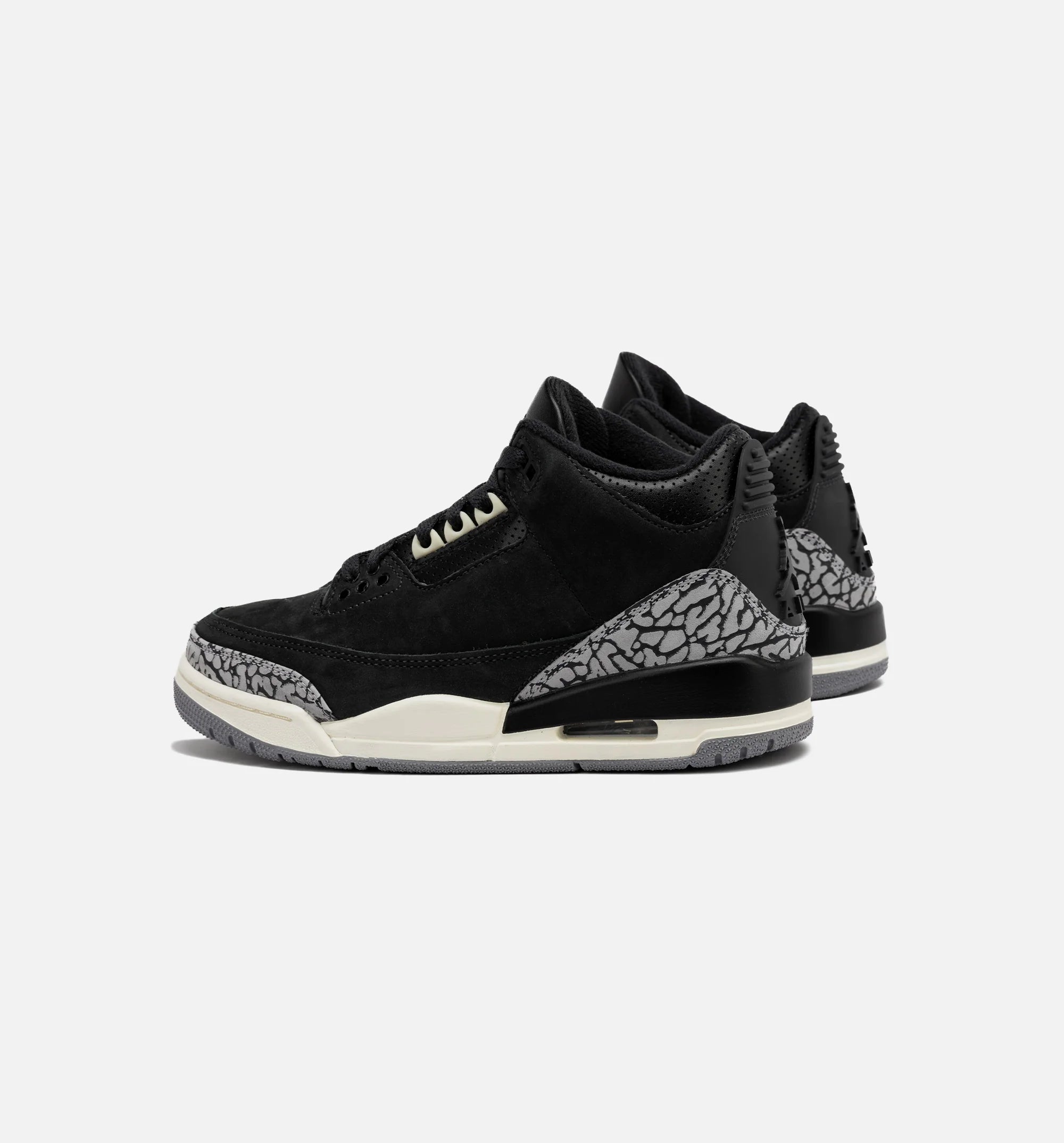 Air Jordan 3 Retro Off Noir Womens Lifestyle Shoe Off Noir Black Coconut Milk Cement Grey