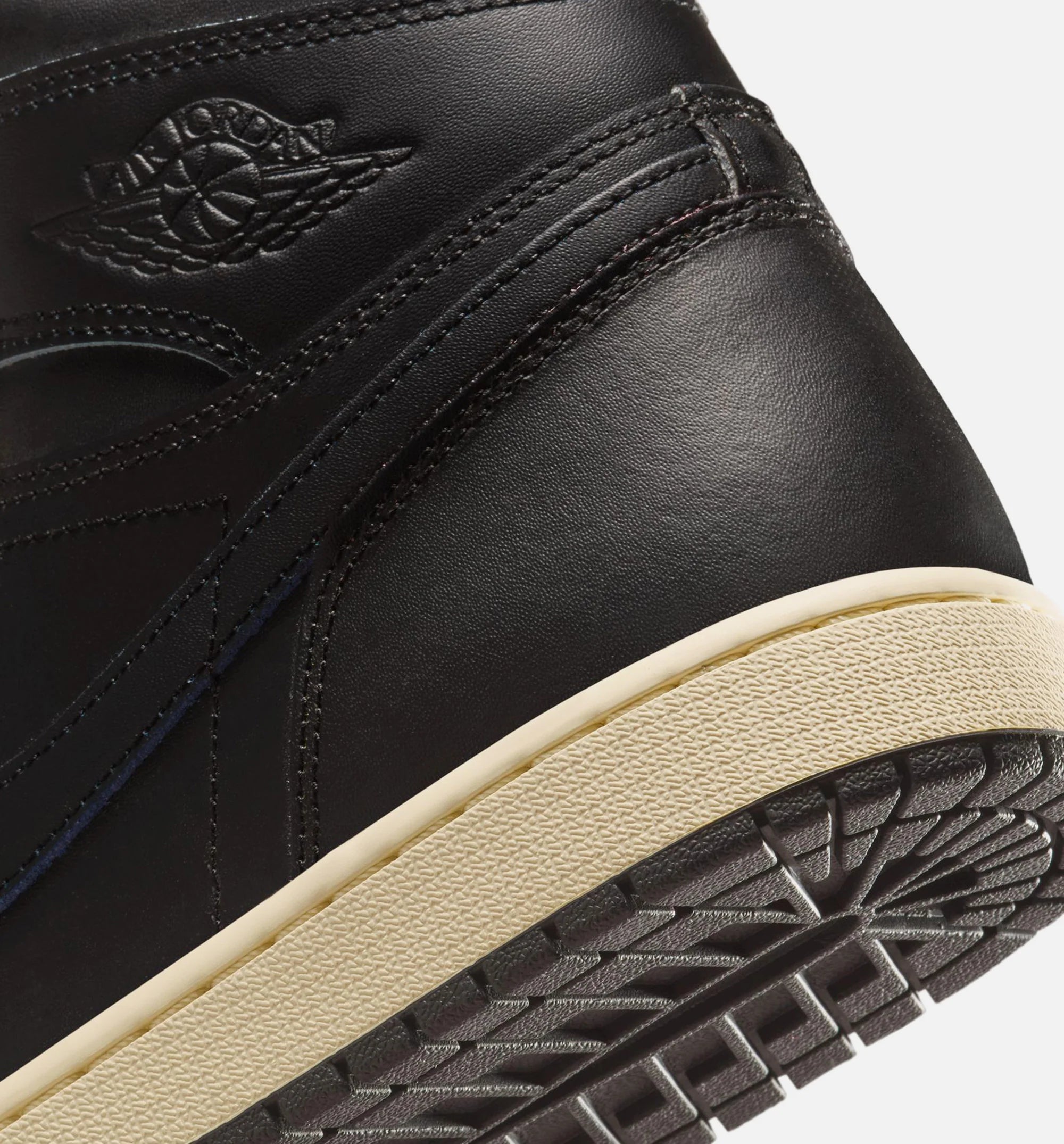 Air Jordan 1 Retro High OG Black and Muslin Mens Lifestyle Shoe Black Black Muslin