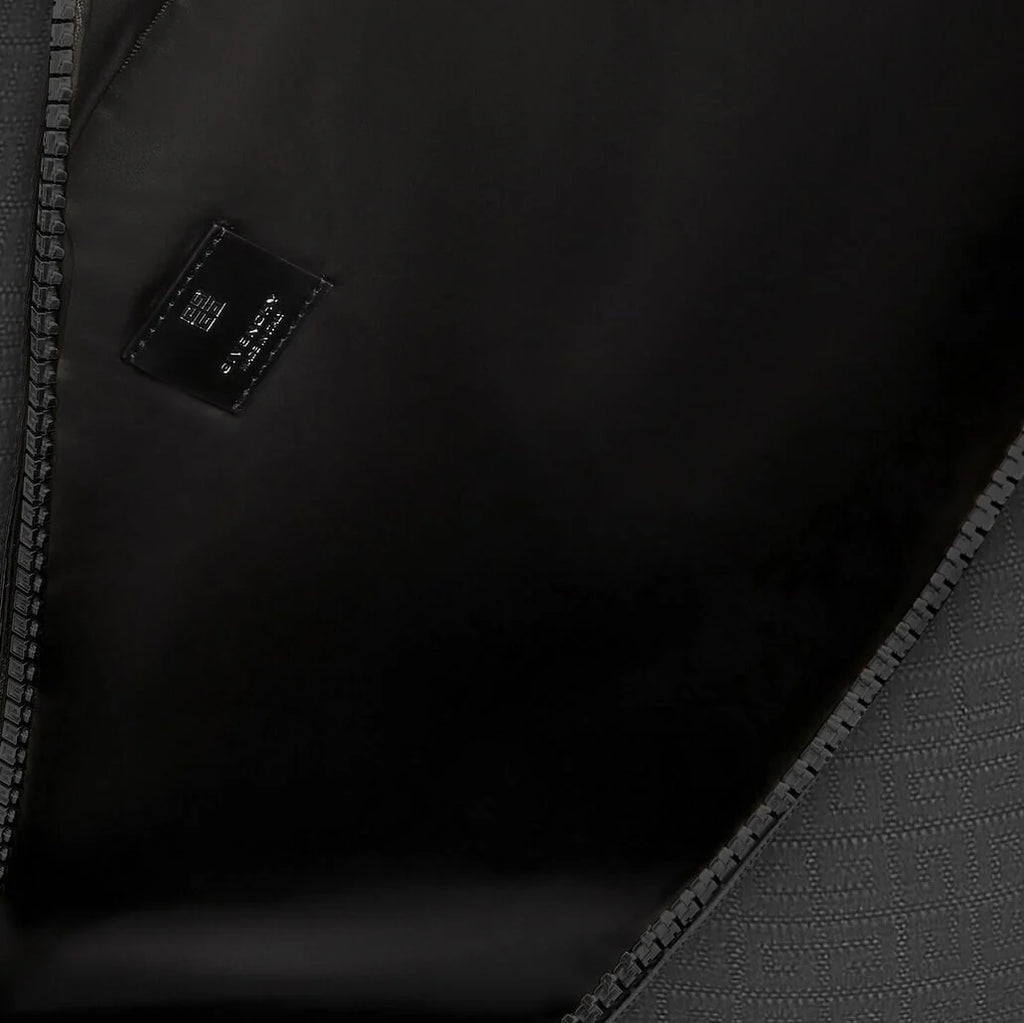 G Zip Triangle Bag Medium Black