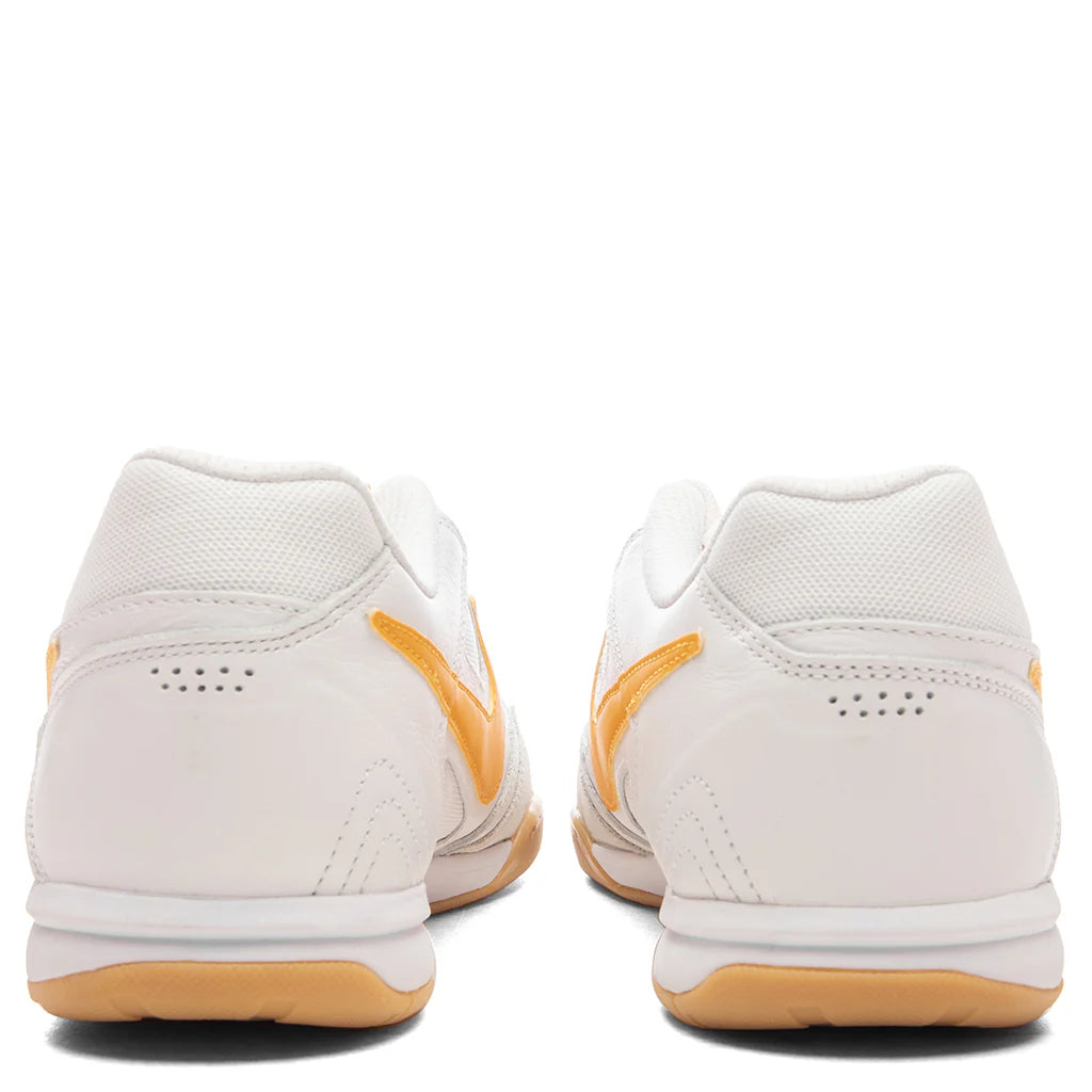 Gato White University Gold Gum Yellow
