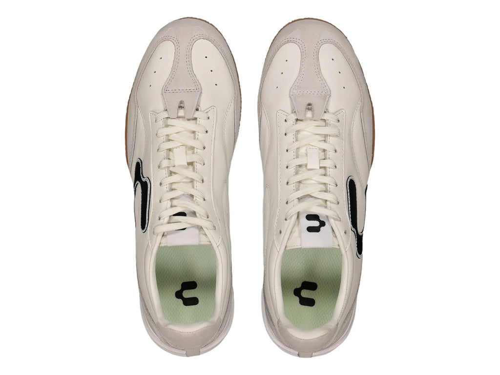 Tenis de Fútbol Charly Blanco y Negro para Hombre