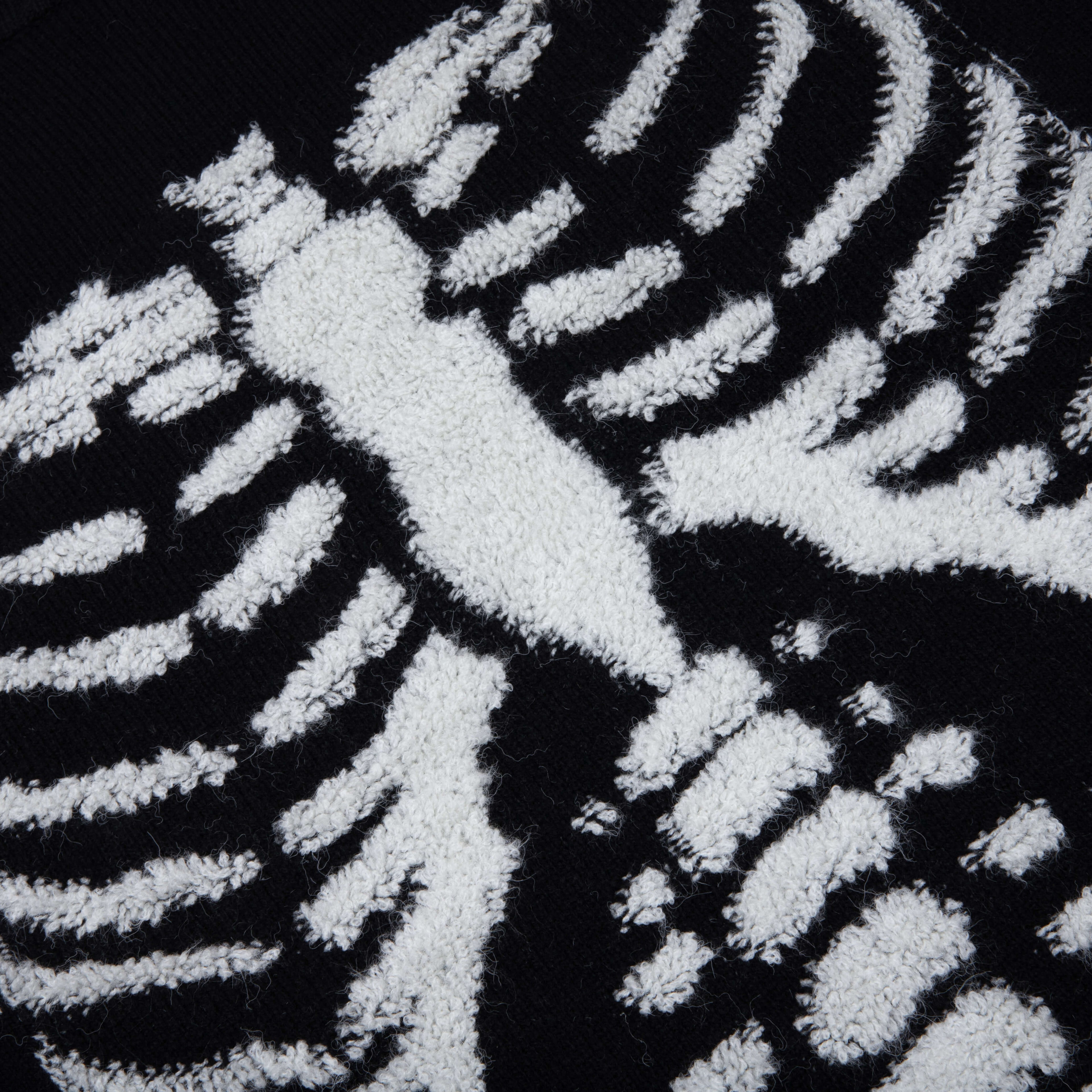 Skelly Knitted Sweater Black White