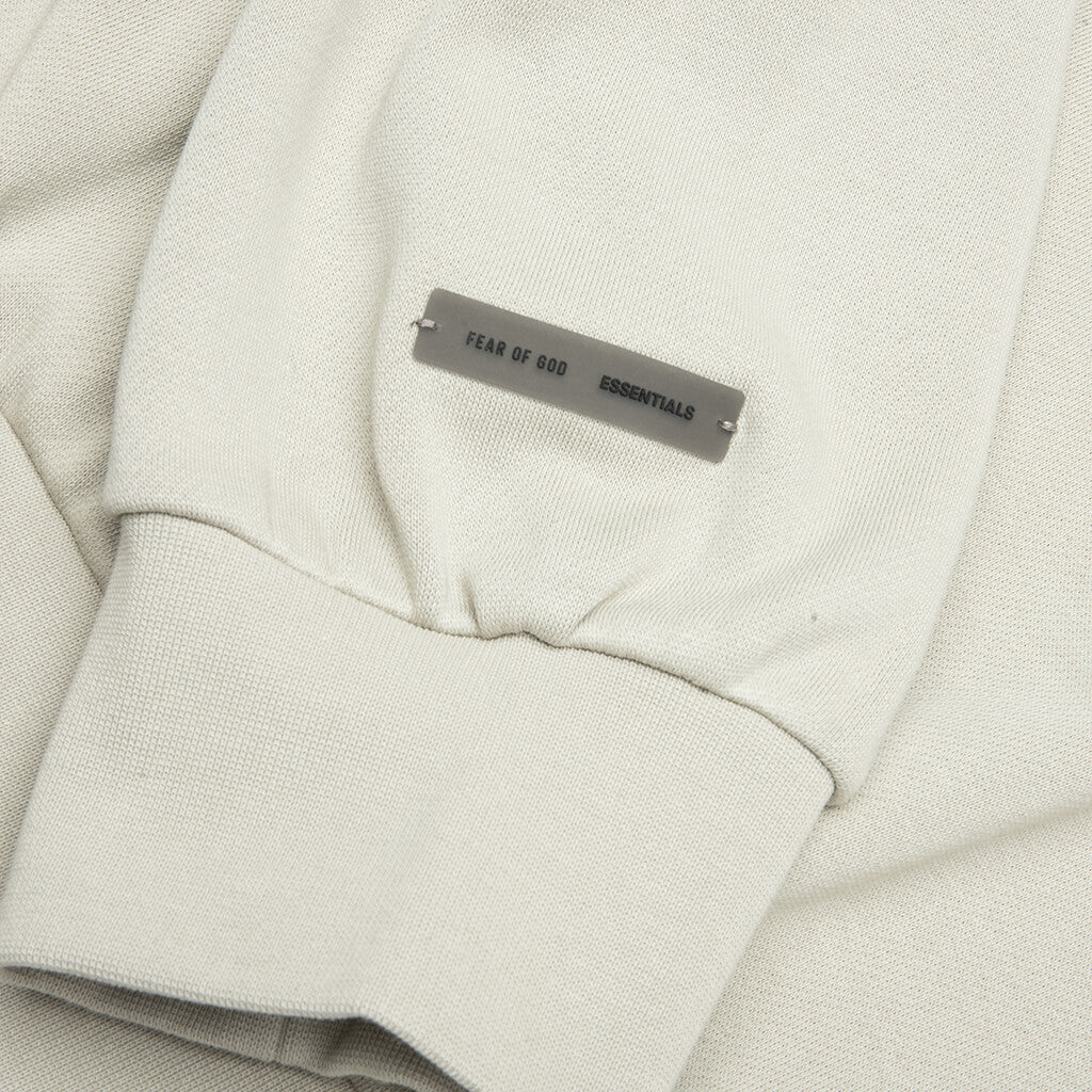 Classic Fleece Crewneck Abbey Stone