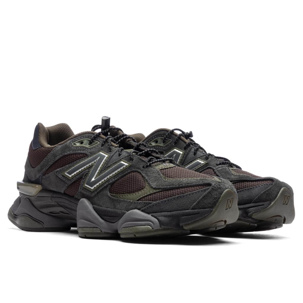 9060 Blacktop