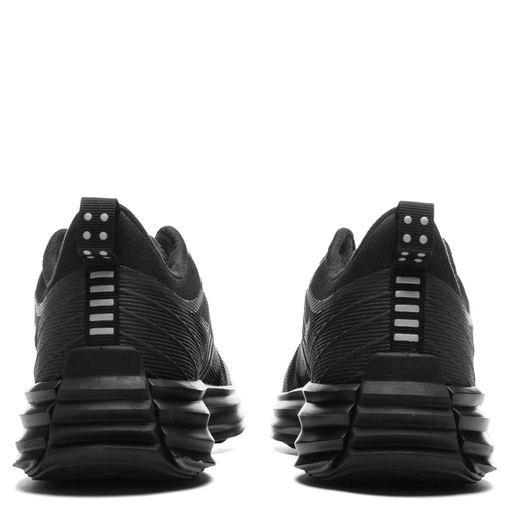 Lunar Roam Dark Smoke Grey Black