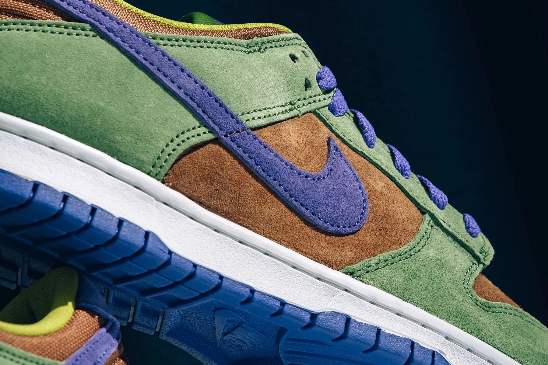 Dunk Low SP Veneer Deep Purple Autumn Green
