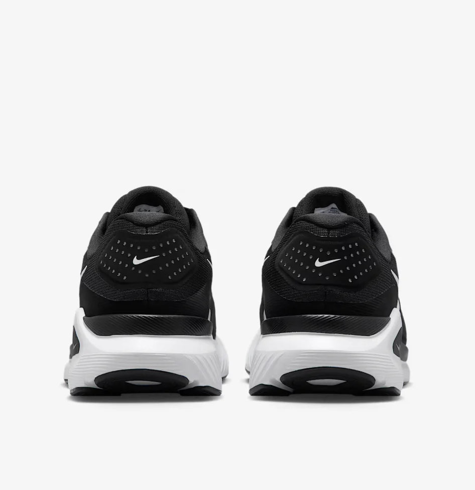 Mens Nike Structure 26 WIDE