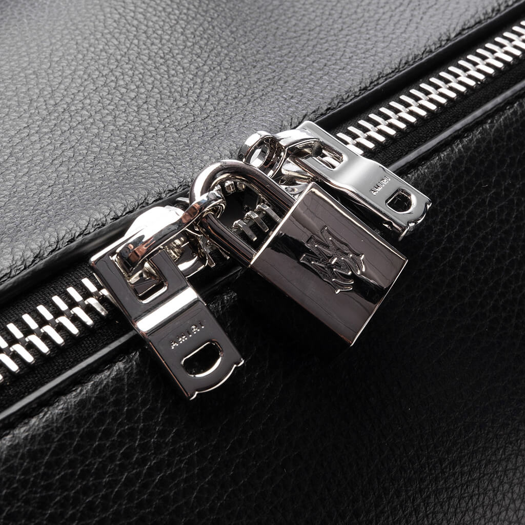 Pebbled Leather Weekender Bag Black