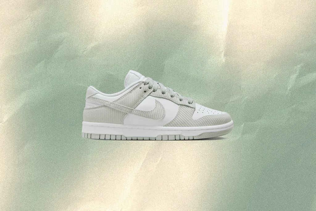 Womens Dunk Low White Light Silver