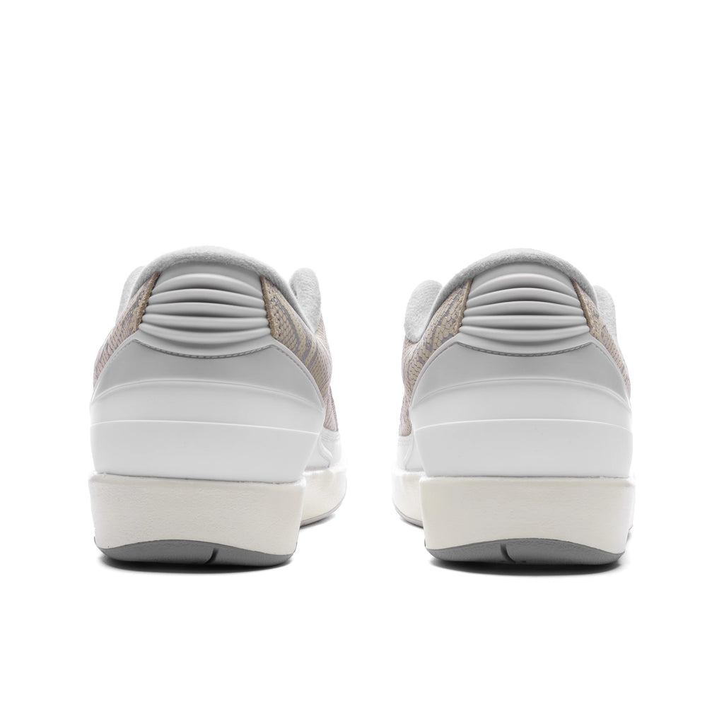 Air Jordan 2 Retro Low Python White Cement Grey Sanddrift