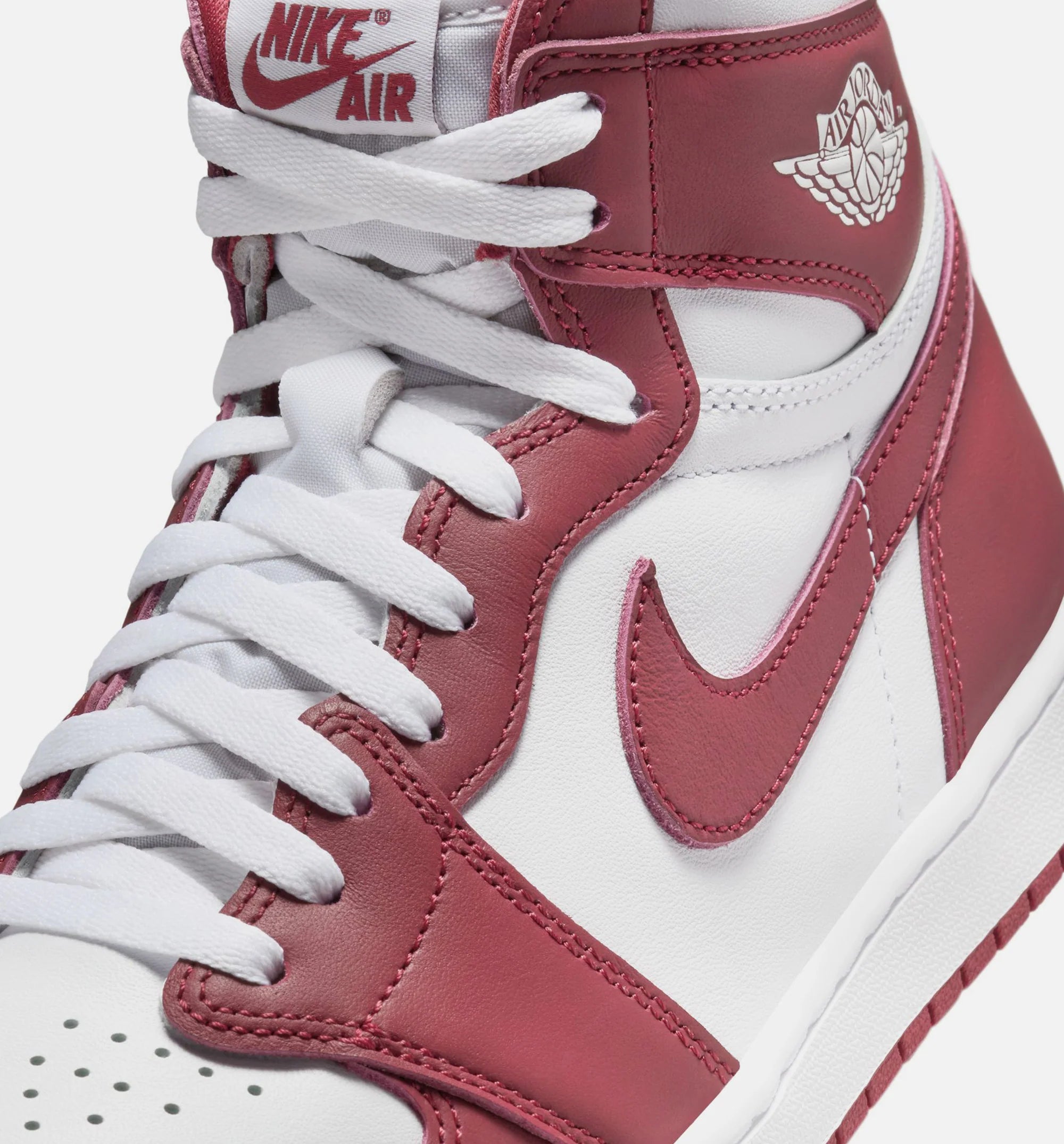 Air Jordan 1 Retro High OG Artisanal Red Mens Lifestyle Shoe White Team Red