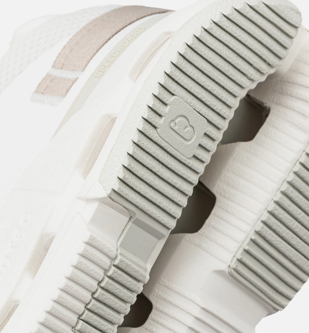 Cloudnova 2 Womens Lifestyle Shoe Ice Sand